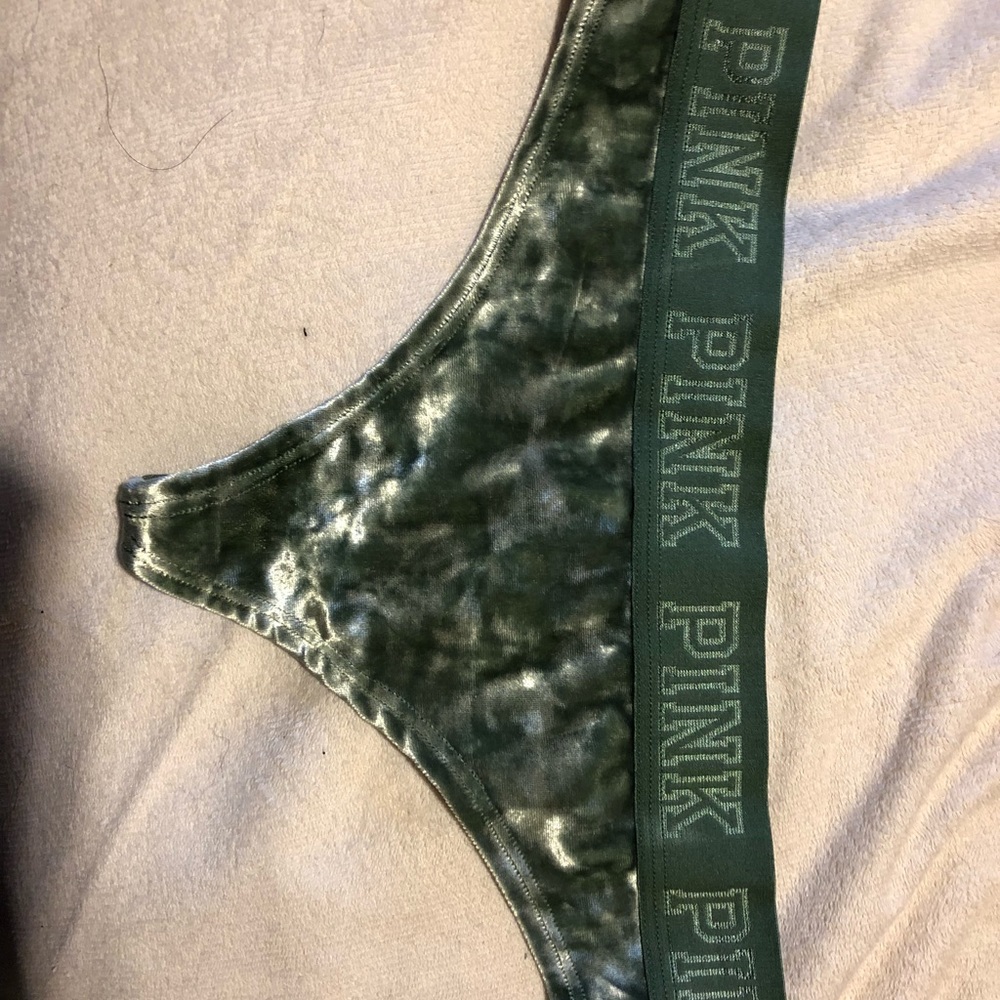 Victoria’s Secret PINK thong